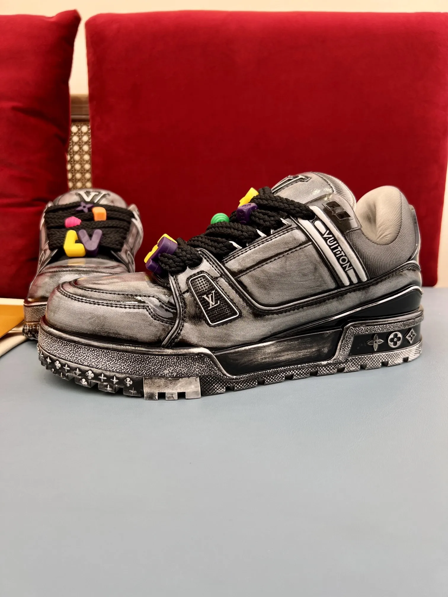 Louis Vuitton Trainer Grey Gradient Replica Sneakers – Rep Shoes ZipUp 301