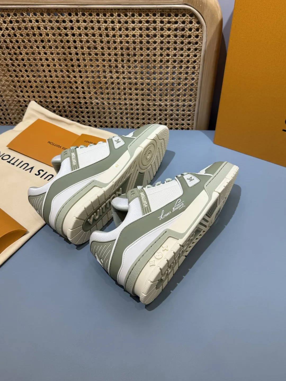 Louis Vuitton Trainer Khaki Green Replica Shoes with Rep Sneakers Style Elegant 425