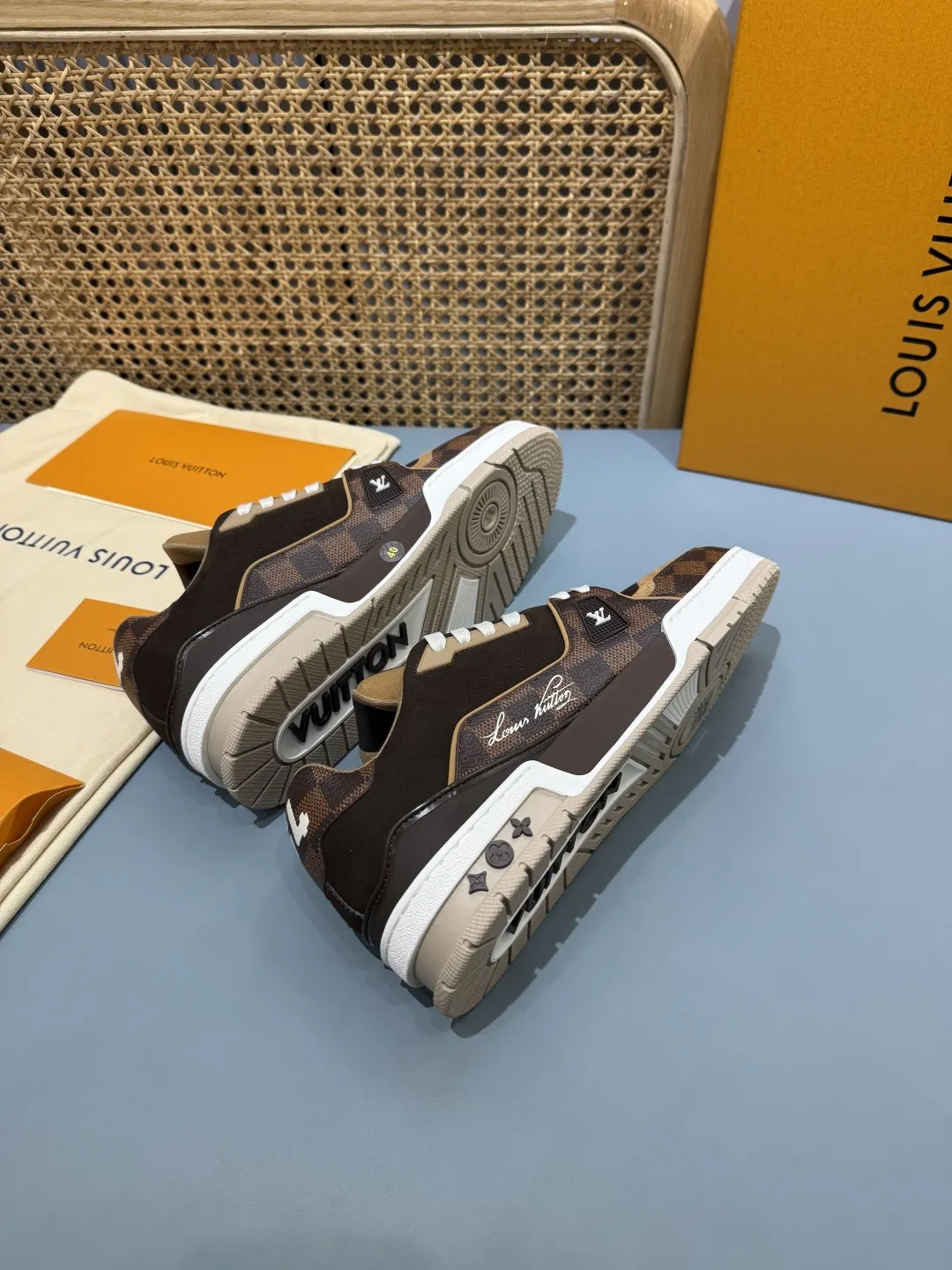 Vibrant Louis Vuitton Trainer Limited Edition Brown Sneakers – Replica LV Style with Rep Shoes Design 410