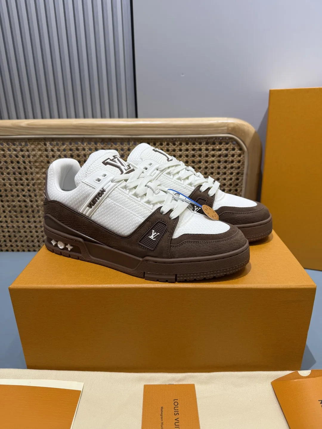 Louis Vuitton Trainer Limited White Brown Replica Shoes with Rep Sneakers Style Versatile 403