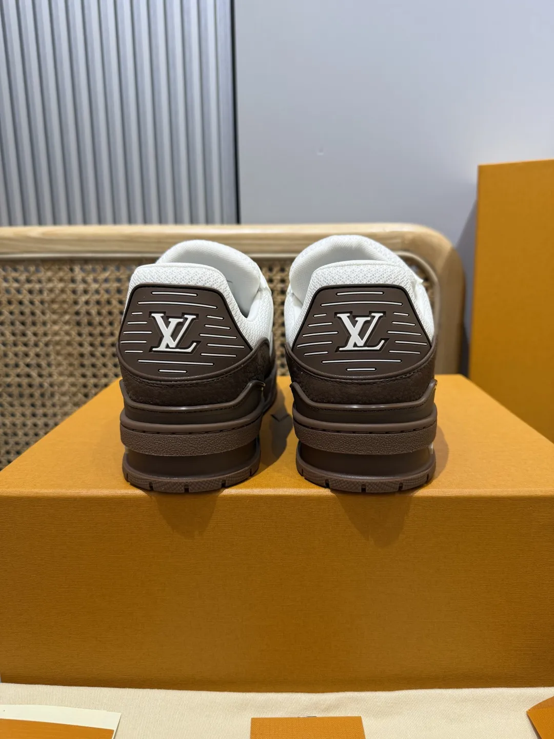 Louis Vuitton Trainer Limited White Brown Replica Shoes with Rep Sneakers Style Versatile 403