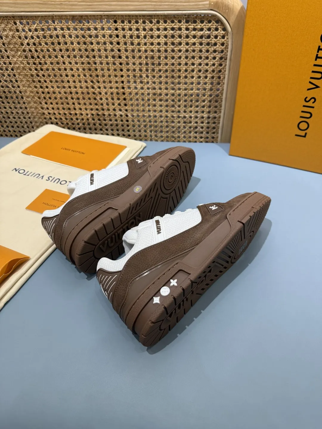 Louis Vuitton Trainer Limited White Brown Replica Shoes with Rep Sneakers Style Versatile 403