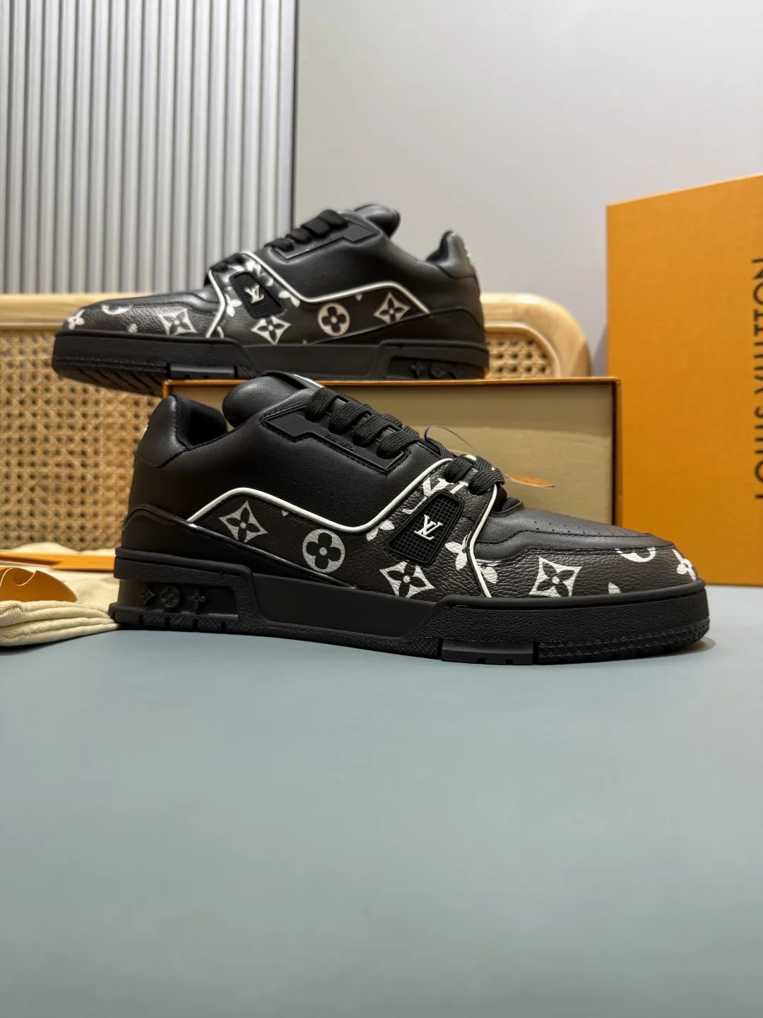 Louis Vuitton Trainer Monogram Black Replica Shoes with Rep Shoes Design Lightweight 426