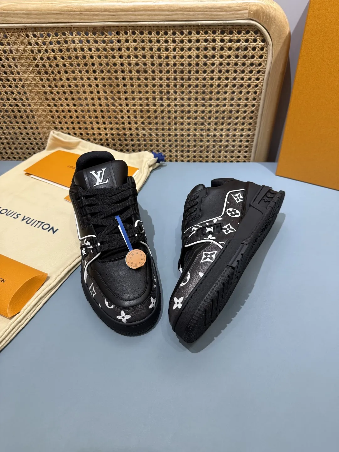 Louis Vuitton Trainer Monogram Black Replica Shoes with Rep Shoes Design Lightweight 426