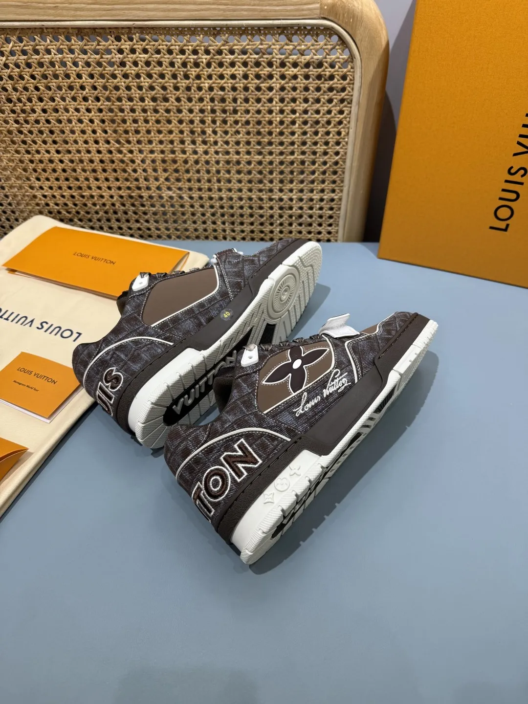 Lightweight Louis Vuitton Trainer Monogram Brown Replica Shoes – Rep Sneakers 428