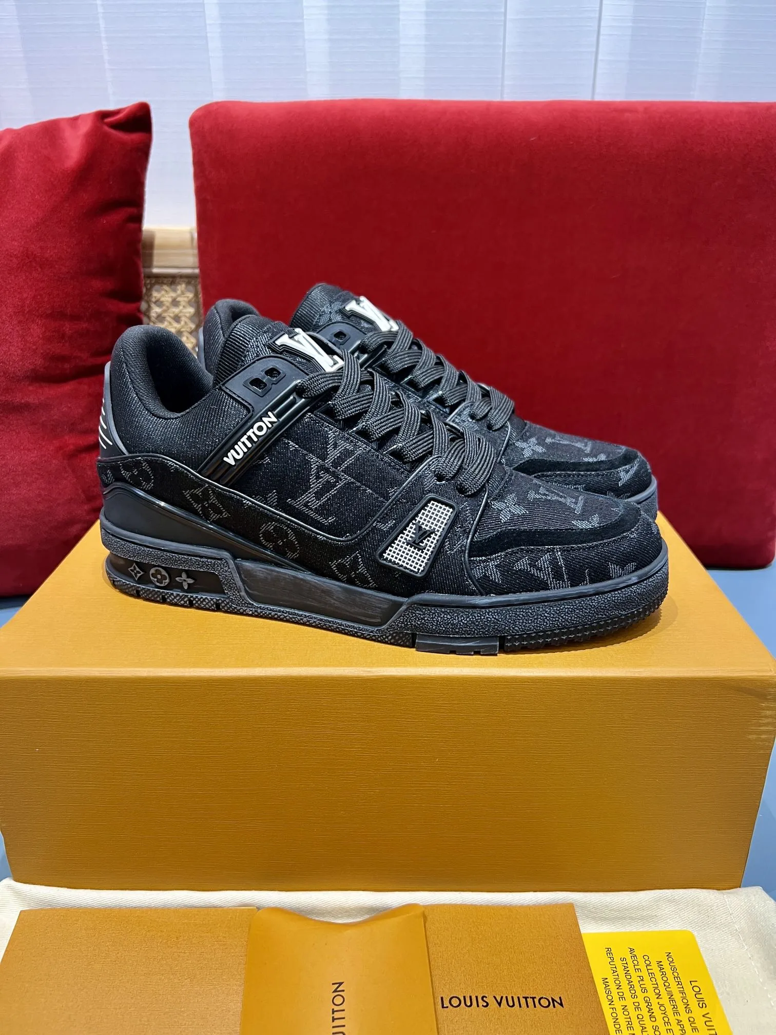 TravelReady Louis Vuitton Trainer Monogram Denim Black Sneakers – Rep Shoes & Louis Vuitton Replica 371