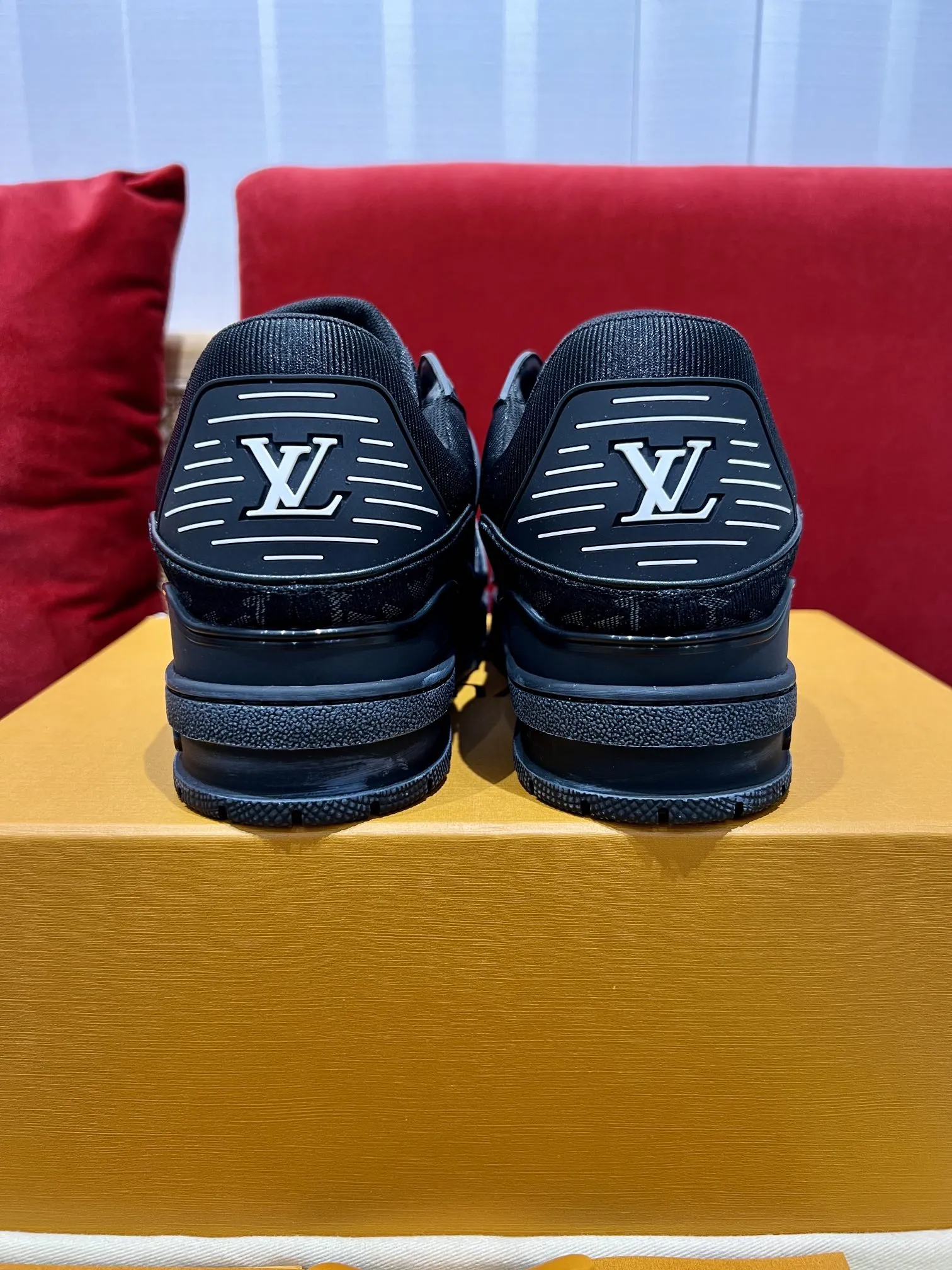 TravelReady Louis Vuitton Trainer Monogram Denim Black Sneakers – Rep Shoes & Louis Vuitton Replica 371