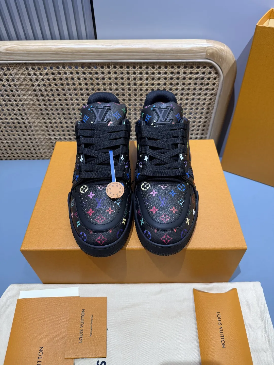 Louis Vuitton Trainer Multicolor Low Top Sneaker – Replica Shoes & Fake Louis Vuitton WeatherProof 450