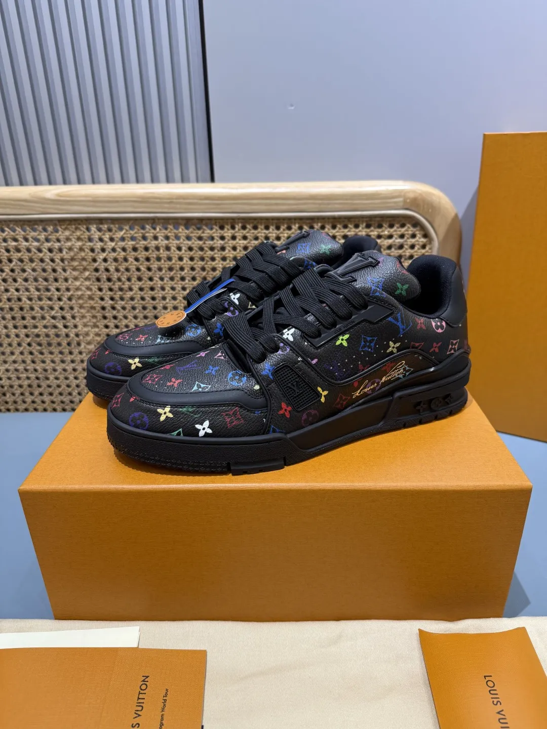 Louis Vuitton Trainer Multicolor Low Top Sneaker – Replica Shoes & Fake Louis Vuitton WeatherProof 450