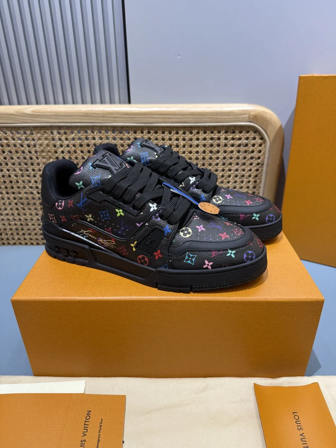 Louis Vuitton Trainer Multicolor Low Top Sneaker – Replica Shoes & Fake Louis Vuitton WeatherProof 450