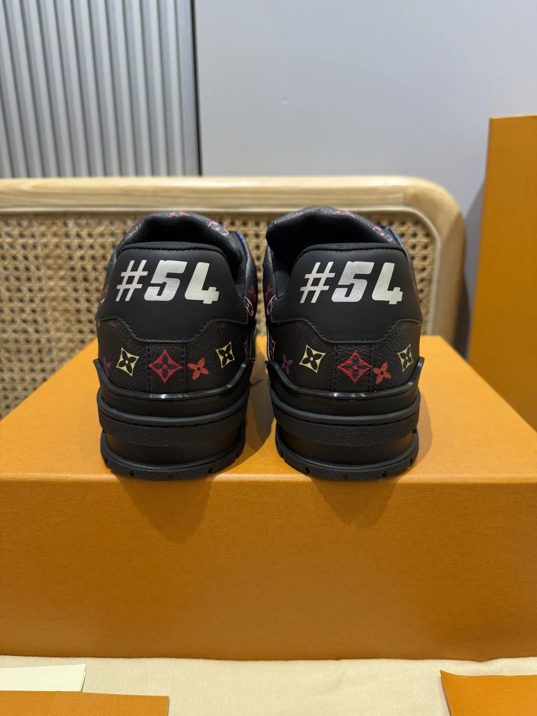 Louis Vuitton Trainer Multicolor Low Top Sneaker – Replica Shoes & Fake Louis Vuitton WeatherProof 450
