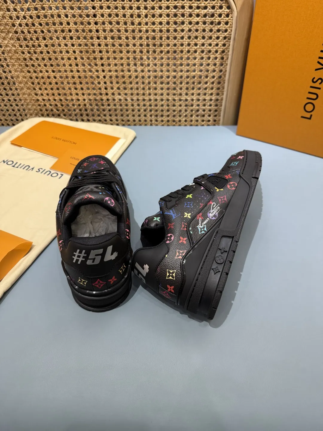 Louis Vuitton Trainer Multicolor Low Top Sneaker – Replica Shoes & Fake Louis Vuitton WeatherProof 450