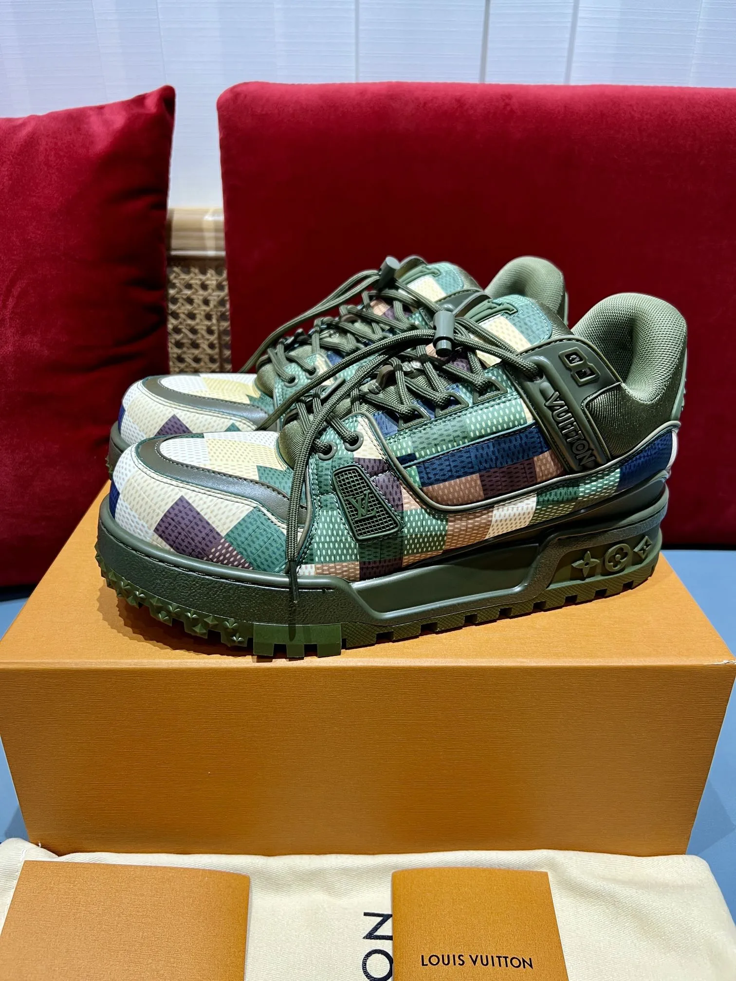 Louis Vuitton Trainer Multicolor Patchwork Sneakers – Replica Shoes & Louis Vuitton Fake Durable 357