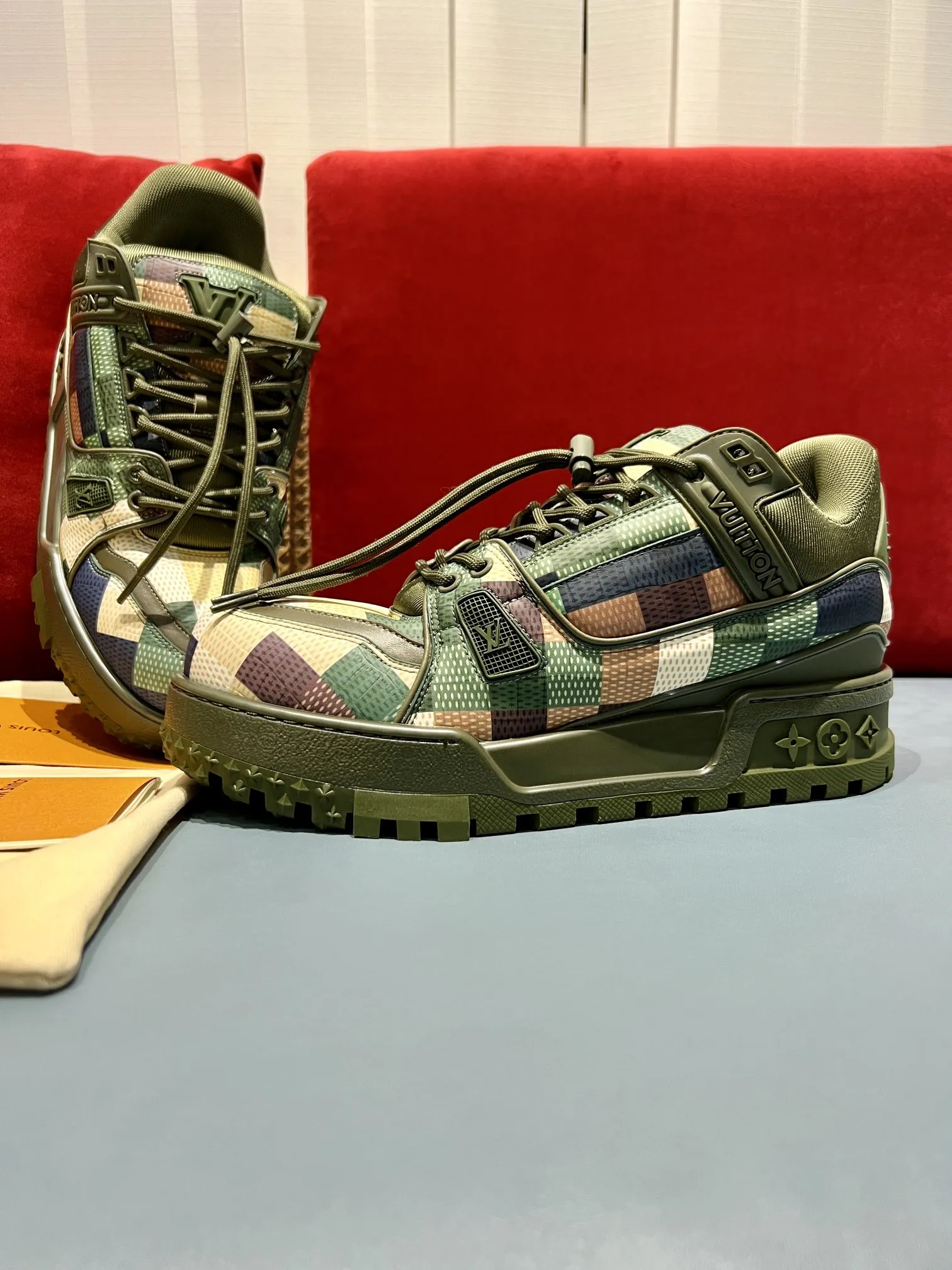 Louis Vuitton Trainer Multicolor Patchwork Sneakers – Replica Shoes & Louis Vuitton Fake Durable 357