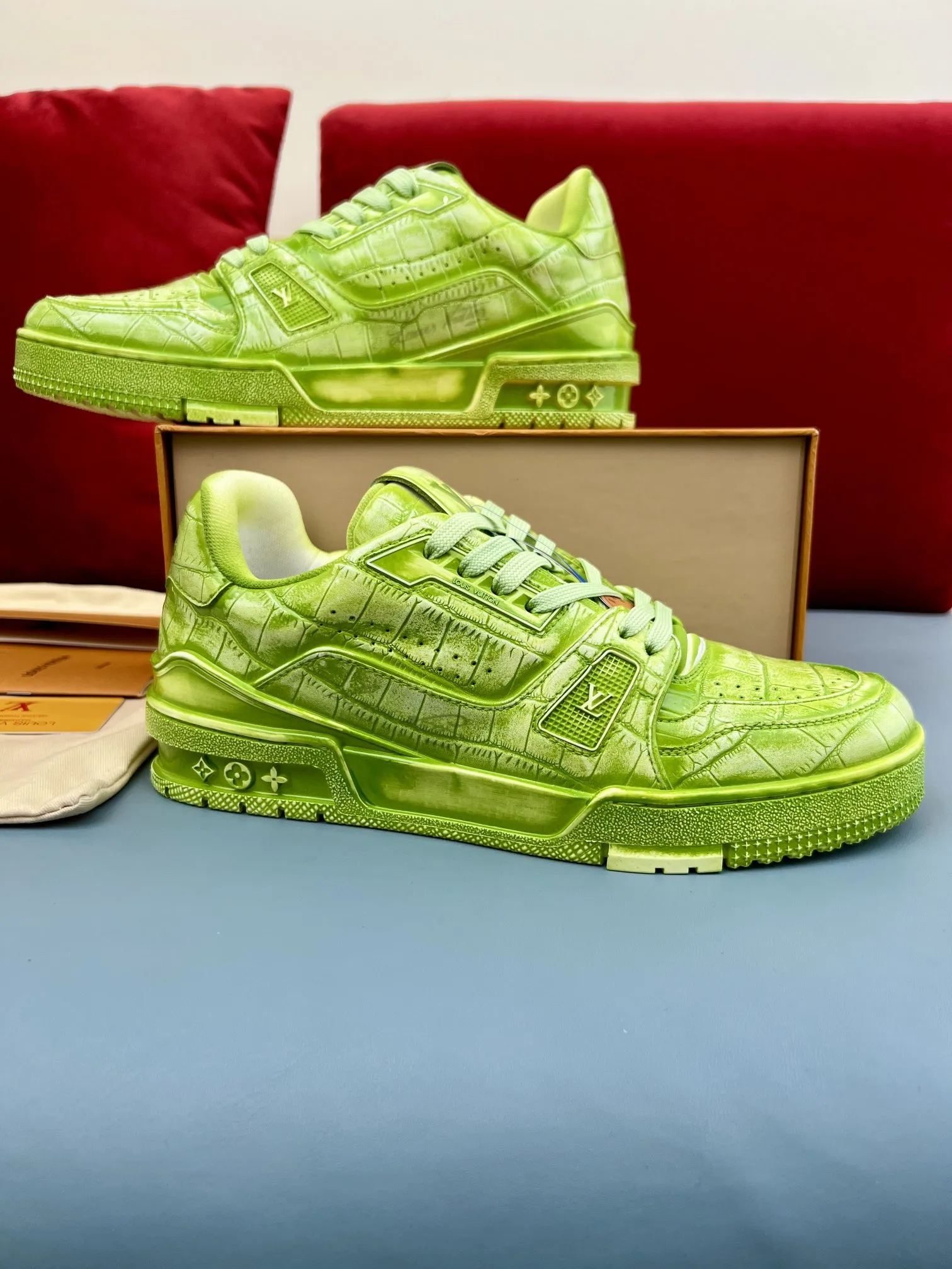 Louis Vuitton Trainer Neon Green Replica Shoes with Rep Sneakers Style Durable 345