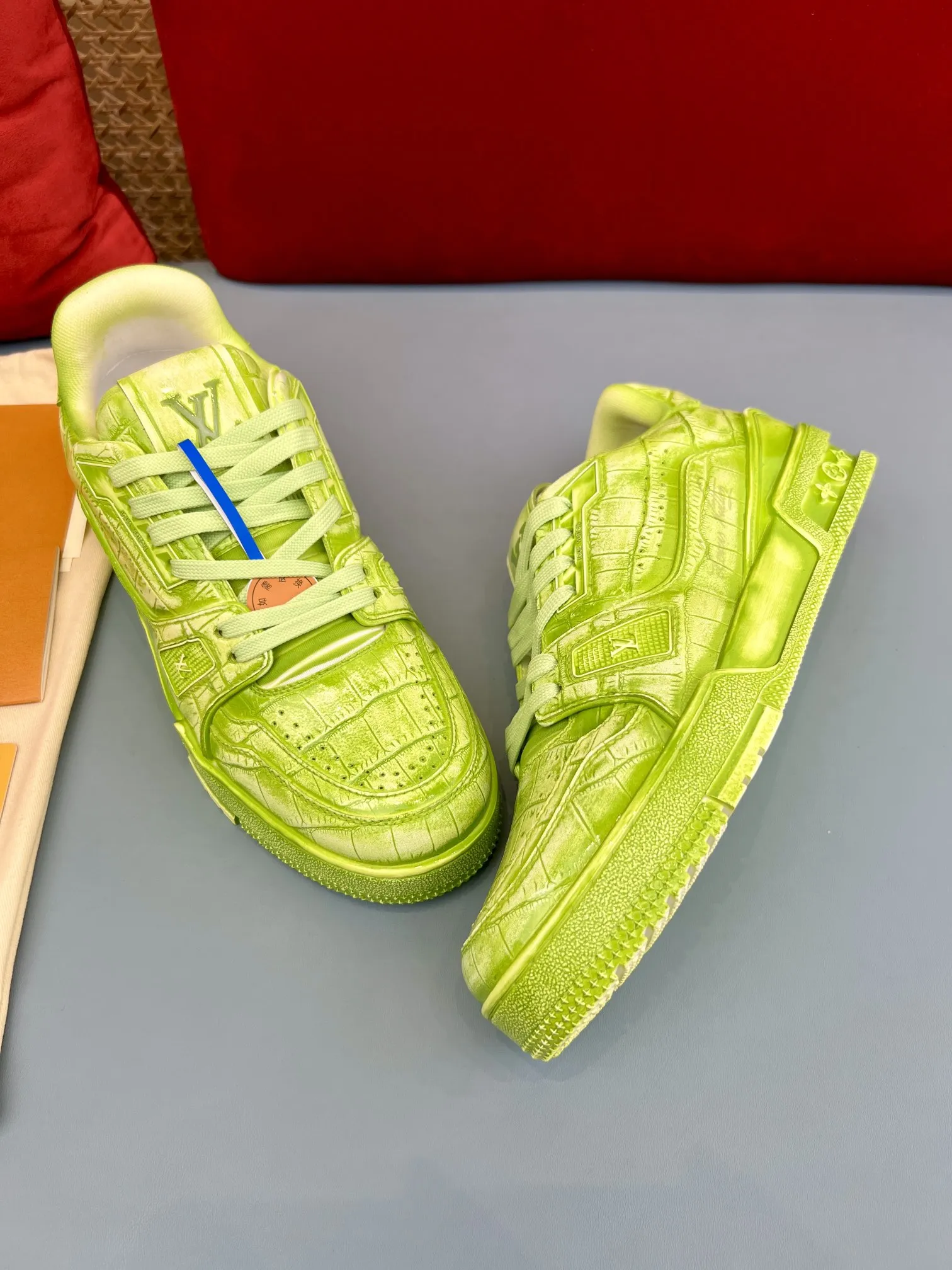 Louis Vuitton Trainer Neon Green Replica Shoes with Rep Sneakers Style Durable 345