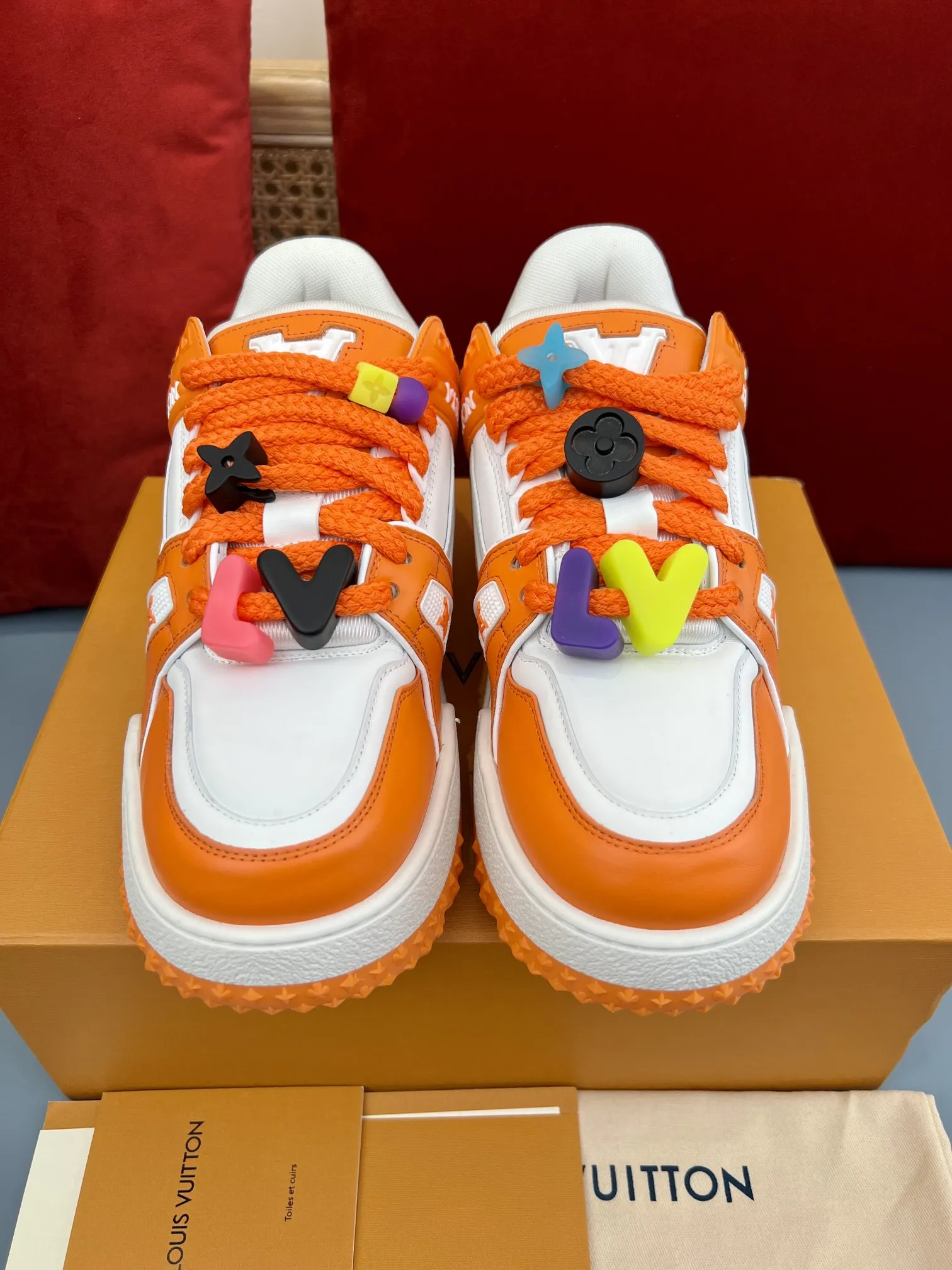 MultiPurpose Louis Vuitton Trainer Orange White Replica Shoes with Rep Sneakers Style 350