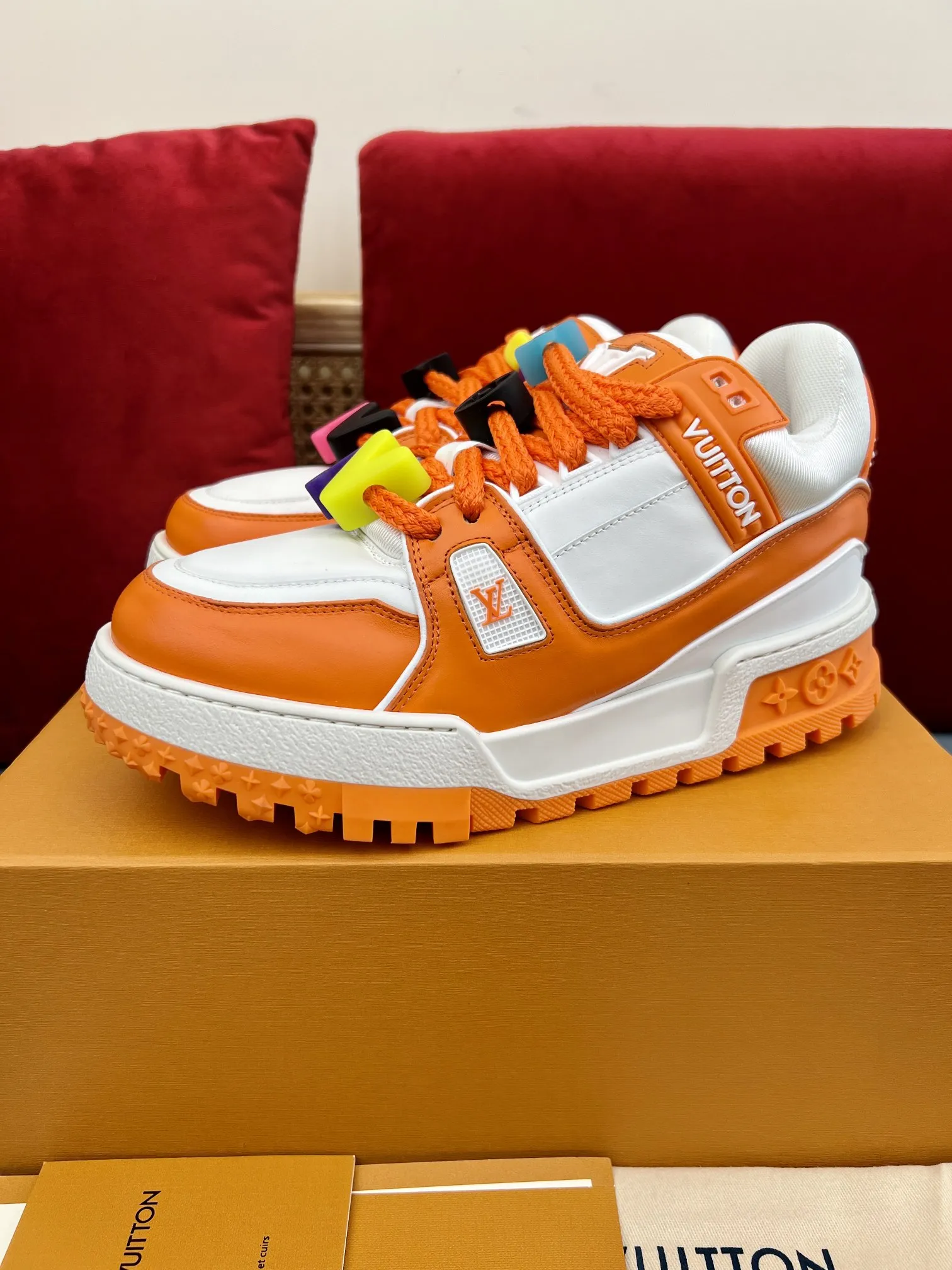 MultiPurpose Louis Vuitton Trainer Orange White Replica Shoes with Rep Sneakers Style 350