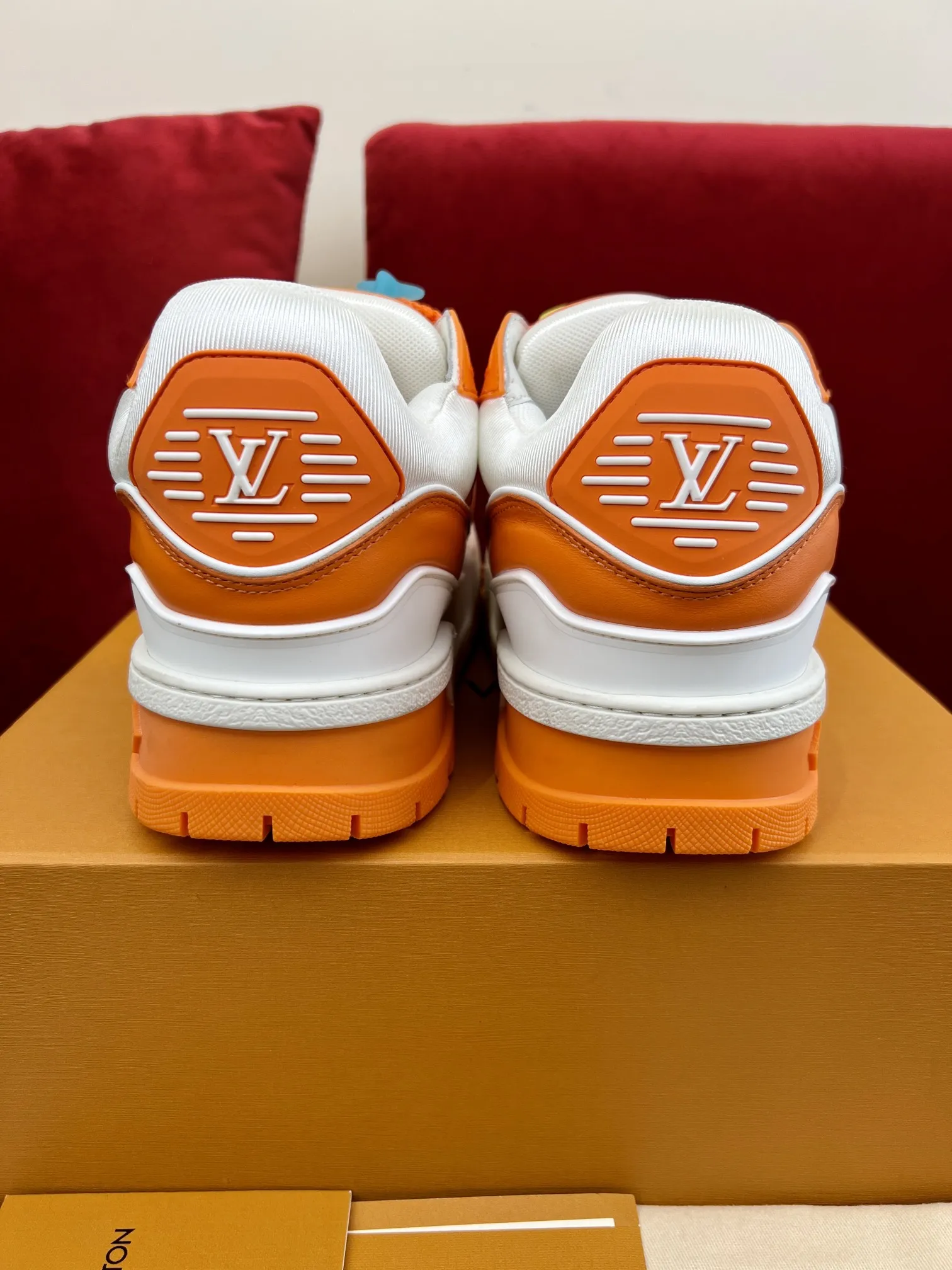 MultiPurpose Louis Vuitton Trainer Orange White Replica Shoes with Rep Sneakers Style 350