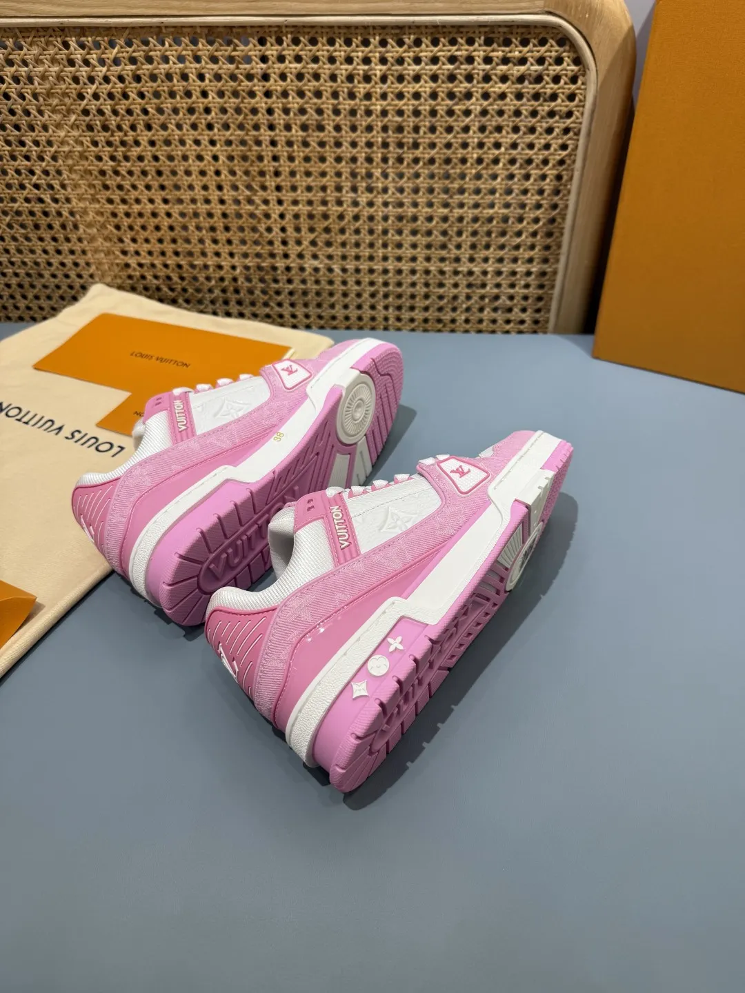 Efficient Louis Vuitton Trainer Pink  Sneakers – Replica Shoes & Louis Vuitton Fake Edition 444