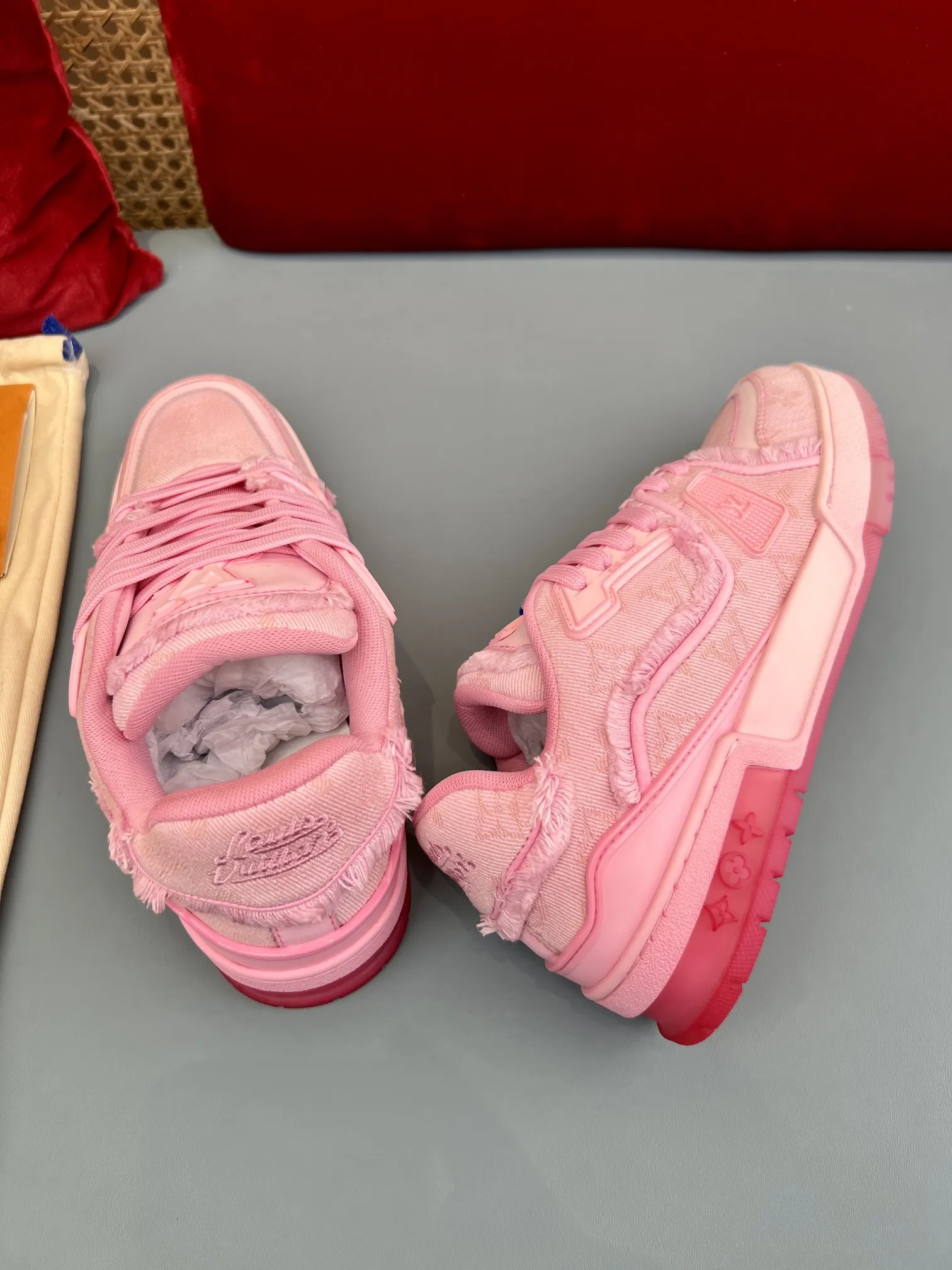 WrinkleFree Louis Vuitton Trainer Pink Denim Sneakers – Replica Shoes & Fake Louis Vuitton Collection 315