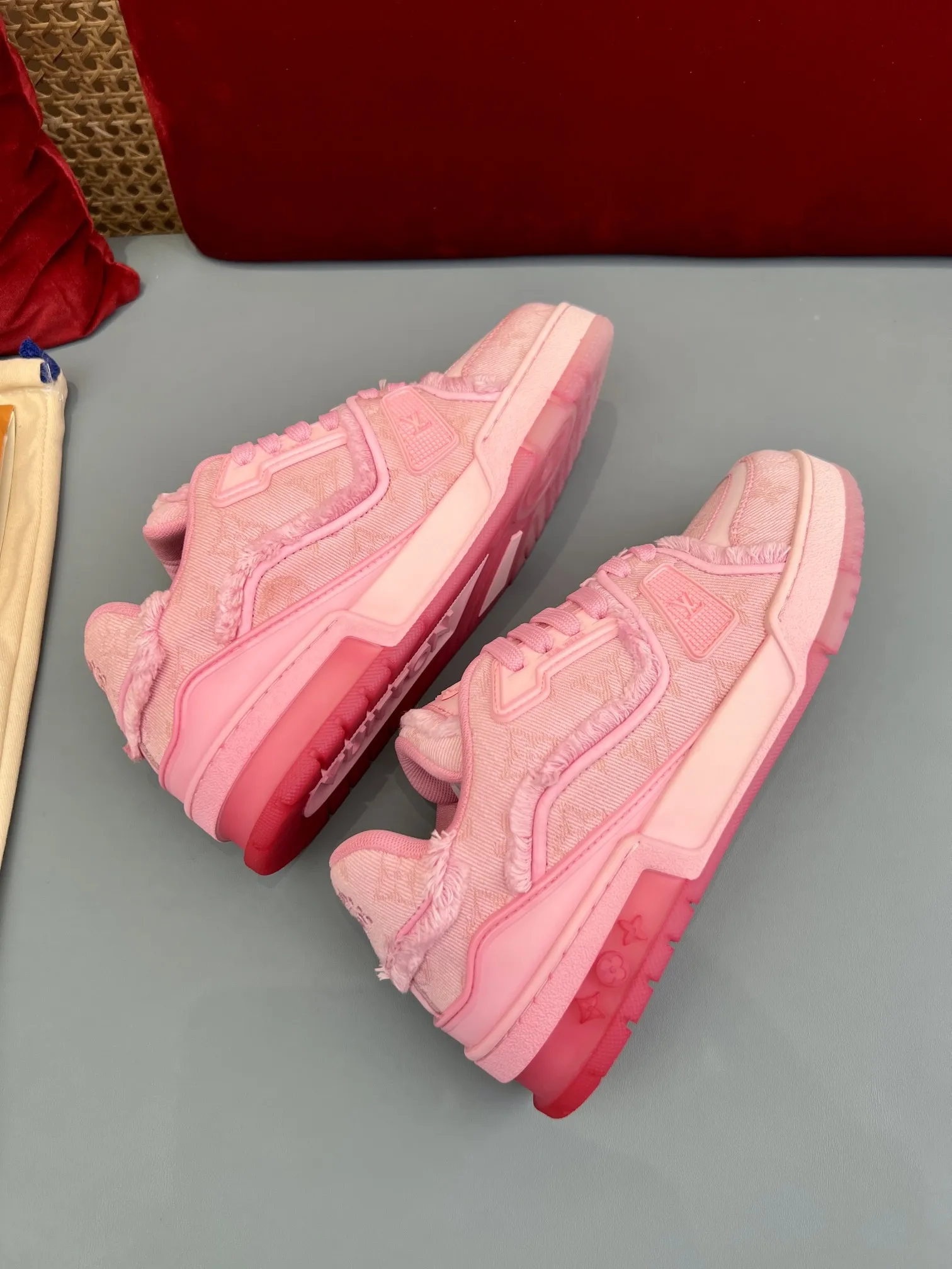 WrinkleFree Louis Vuitton Trainer Pink Denim Sneakers – Replica Shoes & Fake Louis Vuitton Collection 315