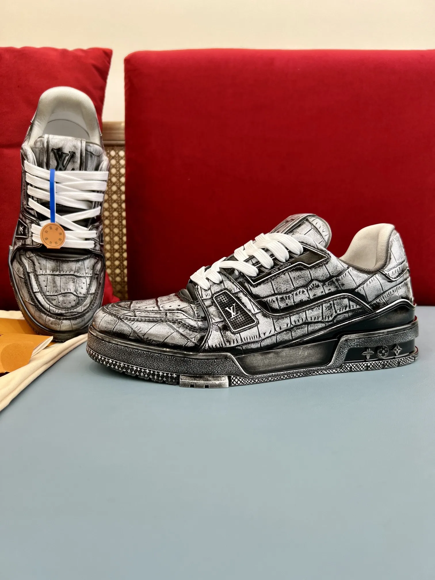 Louis Vuitton Trainer Sneaker Black Crocodile –  Replica Shoes & Rep Footwear Stretchable 342