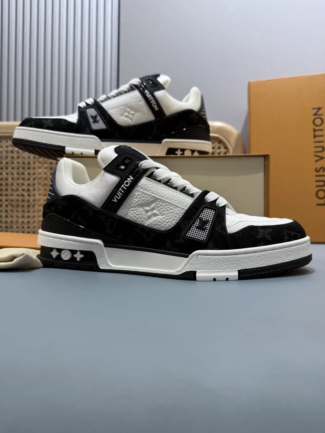 Louis Vuitton Trainer Sneaker Black Denim –  Replica Shoes & Rep Footwear Casual 398