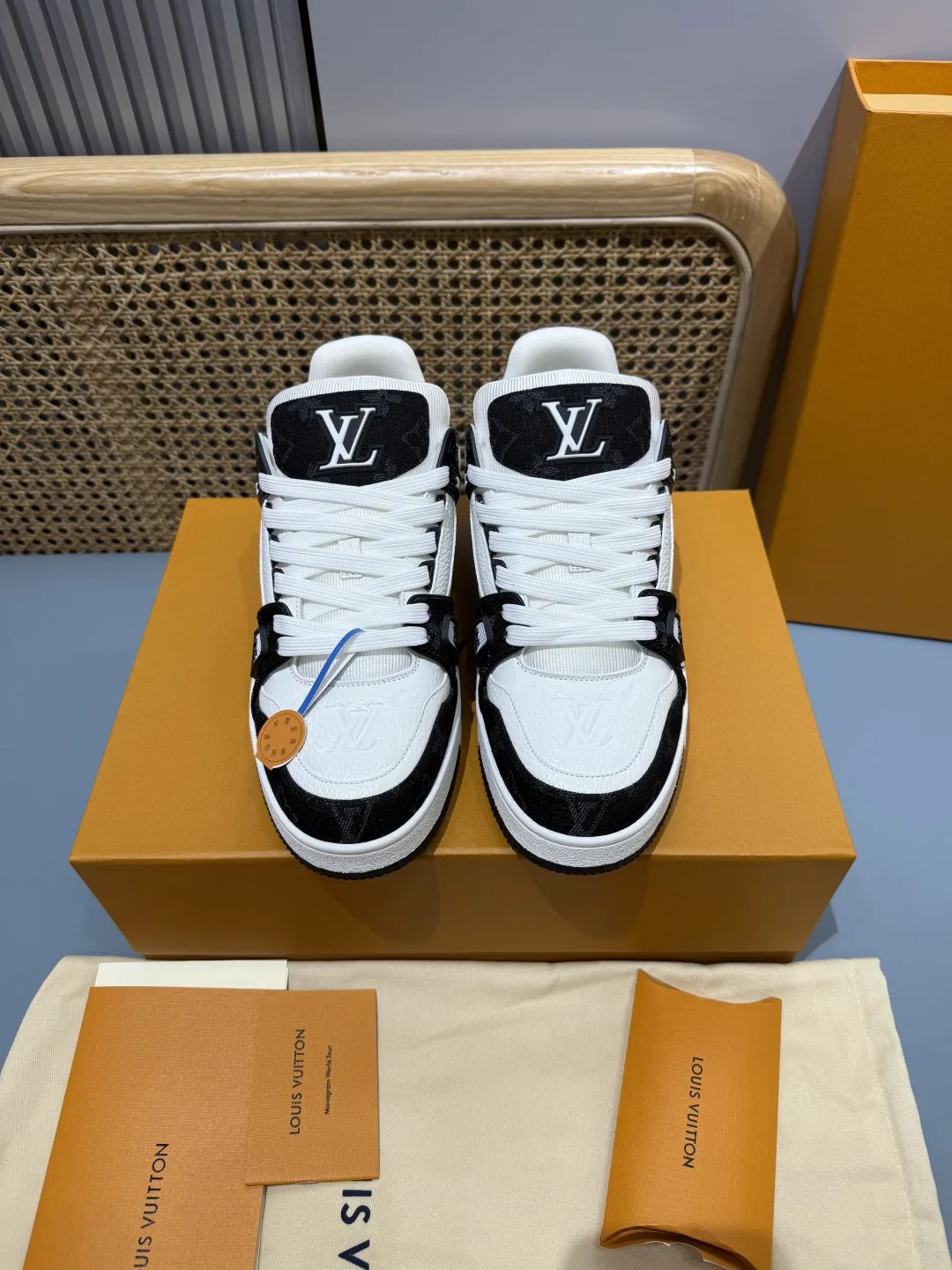 Louis Vuitton Trainer Sneaker Black Denim –  Replica Shoes & Rep Footwear Casual 398