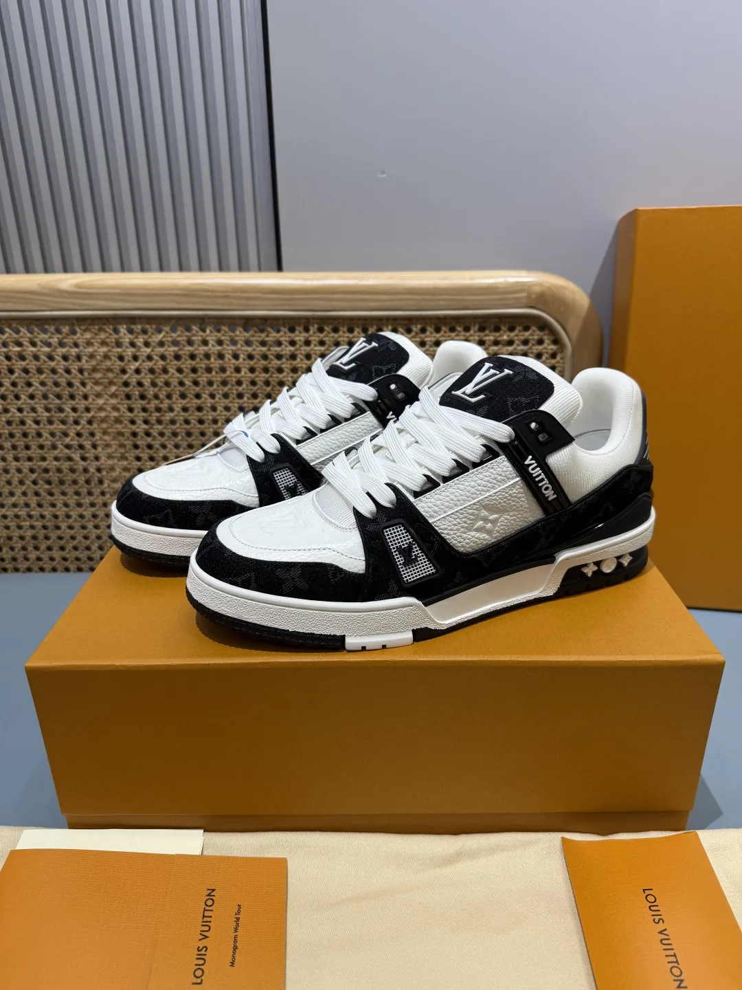 Louis Vuitton Trainer Sneaker Black Denim –  Replica Shoes & Rep Footwear Casual 398