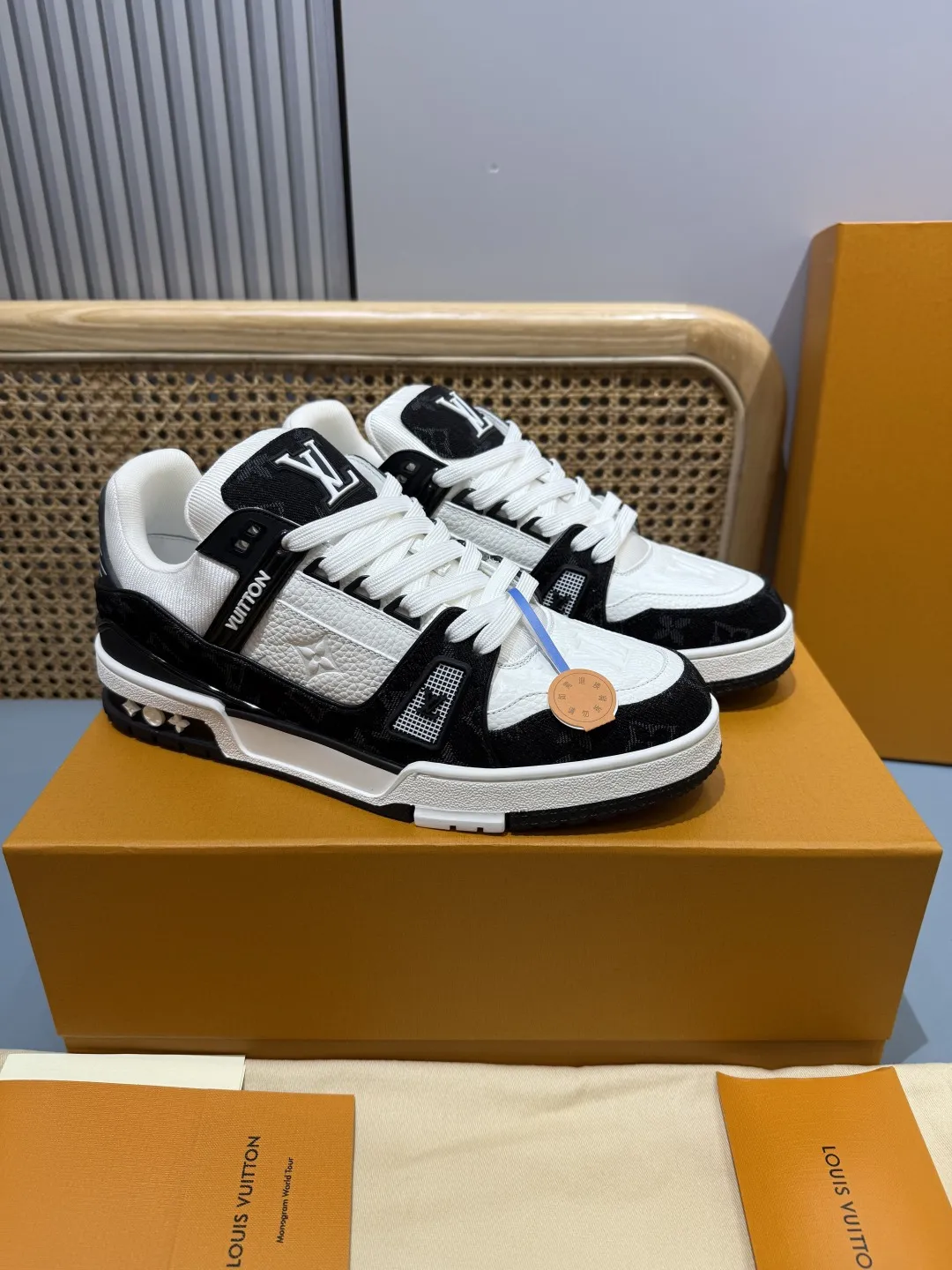 Louis Vuitton Trainer Sneaker Black Denim –  Replica Shoes & Rep Footwear Casual 398