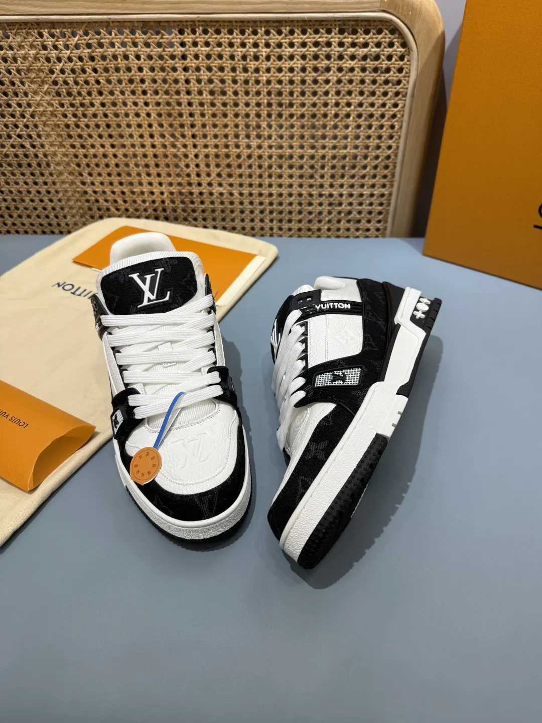 Louis Vuitton Trainer Sneaker Black Denim –  Replica Shoes & Rep Footwear Casual 398