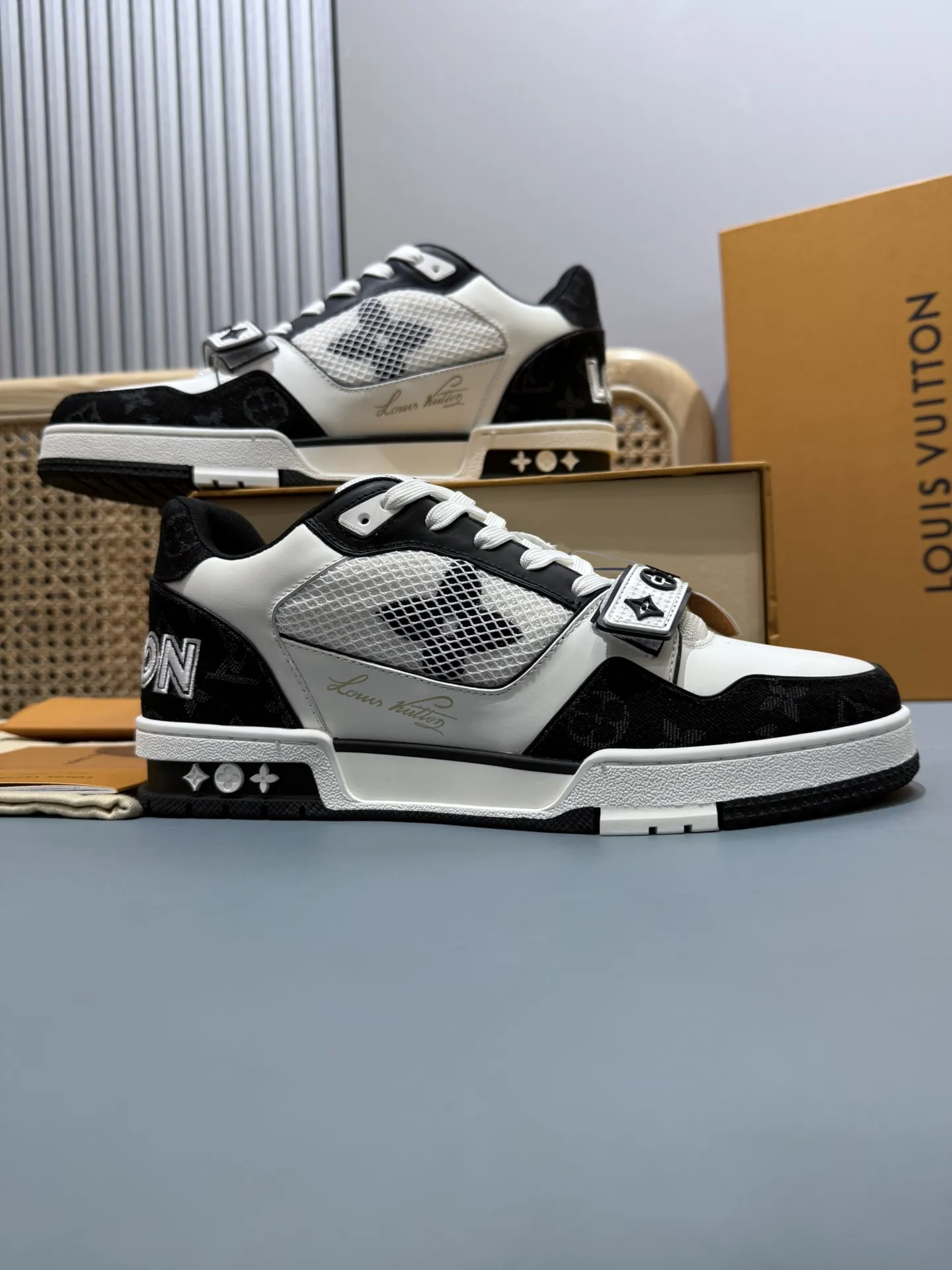 Colorful Louis Vuitton Trainer Sneaker Black White – Replica Shoes & Louis Vuitton Fake 416
