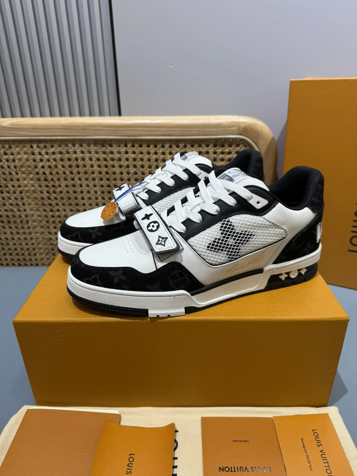 Colorful Louis Vuitton Trainer Sneaker Black White – Replica Shoes & Louis Vuitton Fake 416
