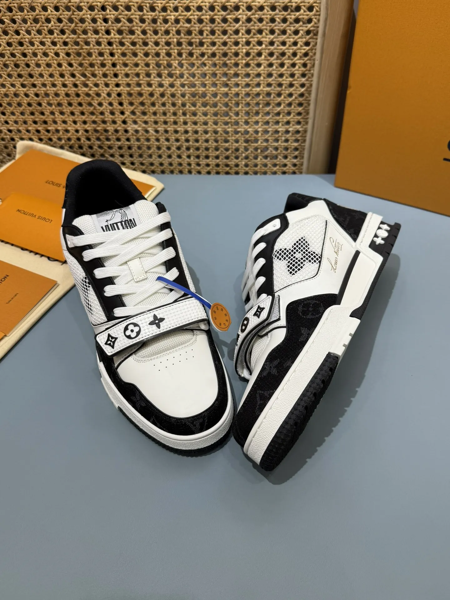 Colorful Louis Vuitton Trainer Sneaker Black White – Replica Shoes & Louis Vuitton Fake 416