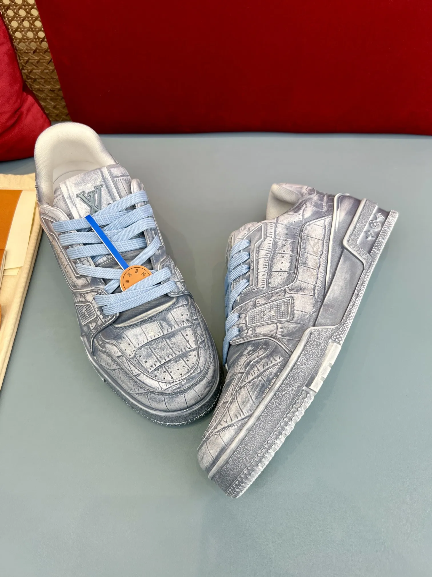 Louis Vuitton Trainer Sneaker Blue Leather –  Replica Shoes & Rep Footwear Sporty 341