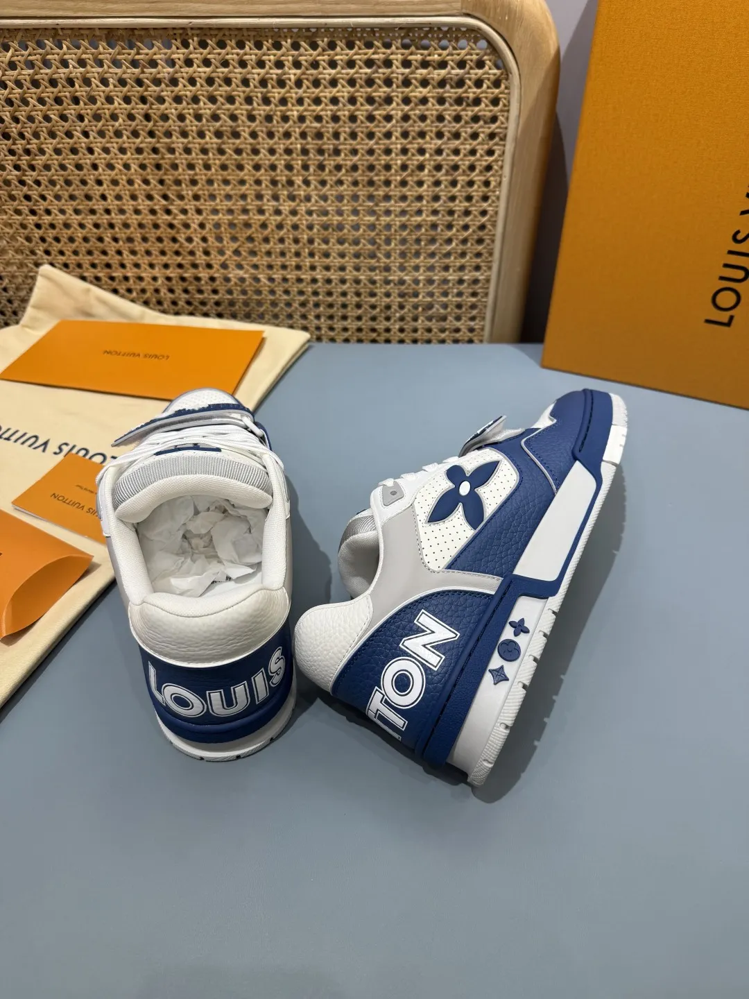 FreshLook Louis Vuitton Trainer Sneaker Blue White –  Replica Shoes & Rep Shoes 436