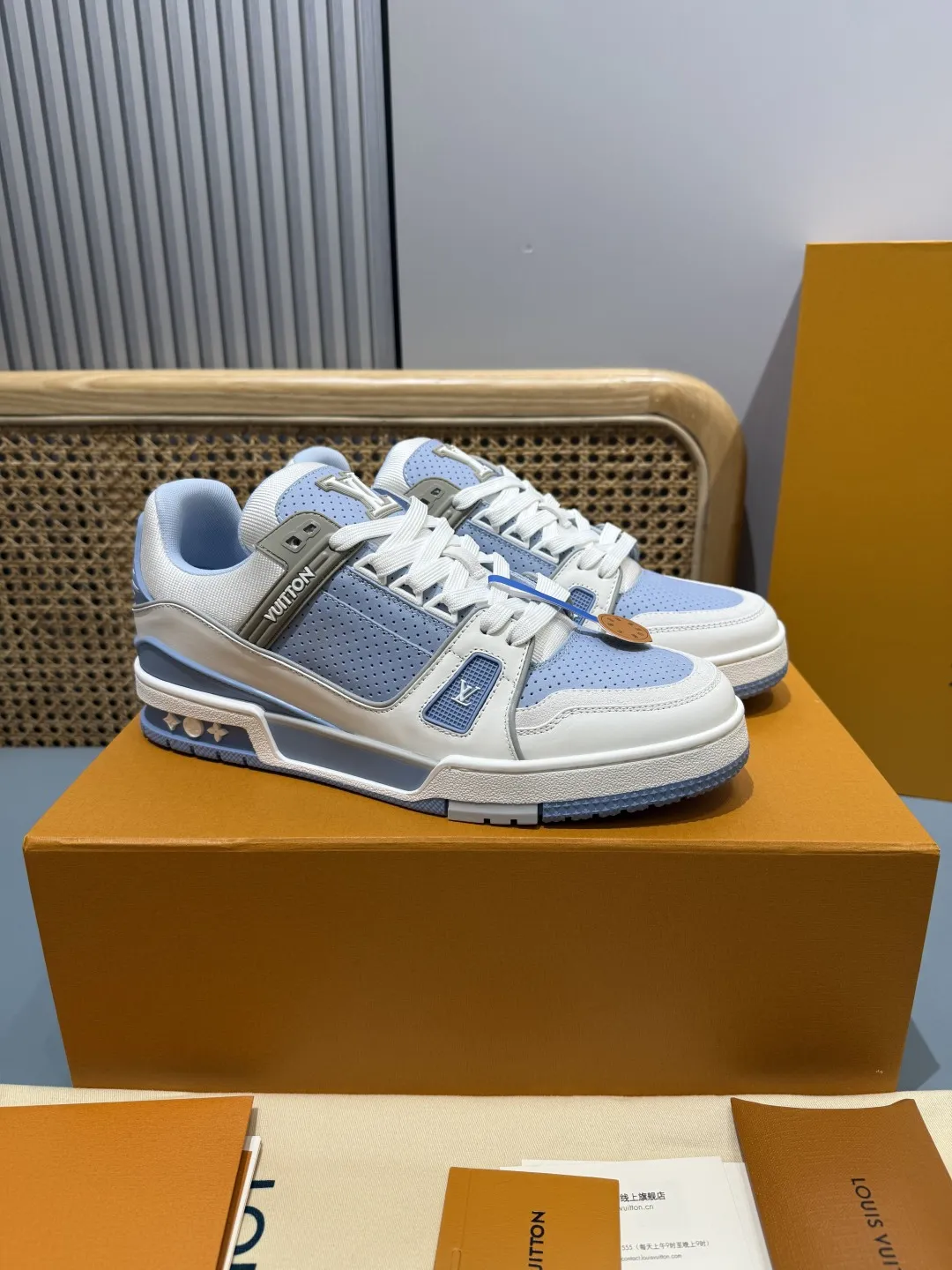 Louis Vuitton Trainer Sneaker Blue White – Replica Shoes & Louis Vuitton Fake Edition Reliable 385