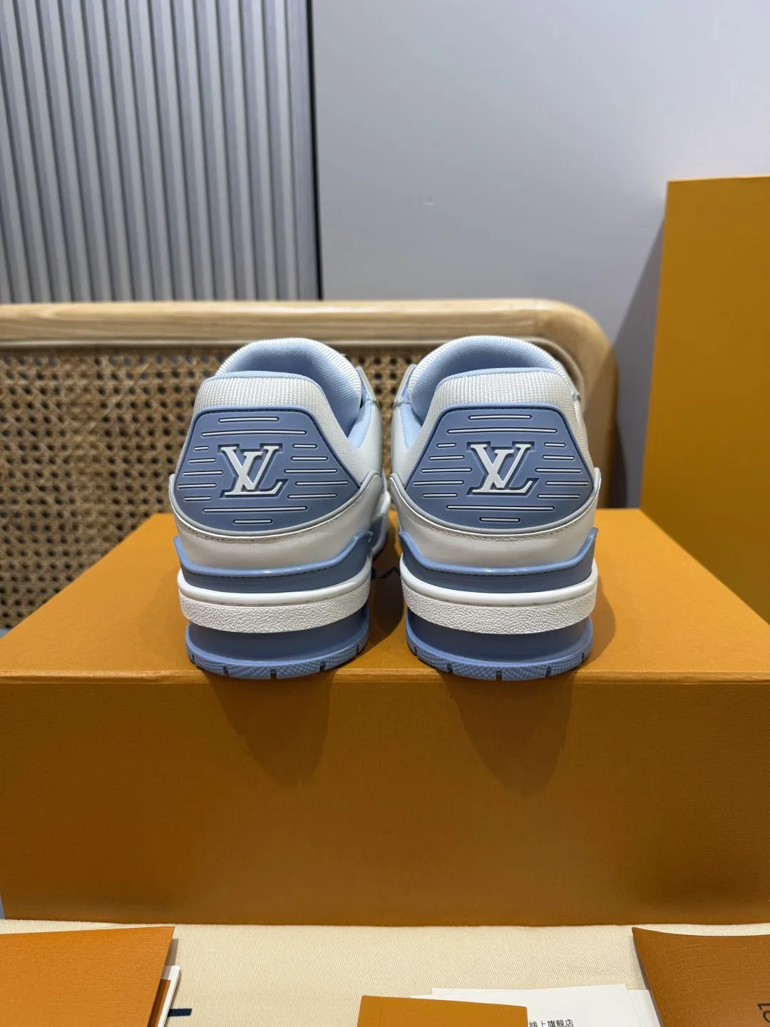 Louis Vuitton Trainer Sneaker Blue White – Replica Shoes & Louis Vuitton Fake Edition Reliable 385