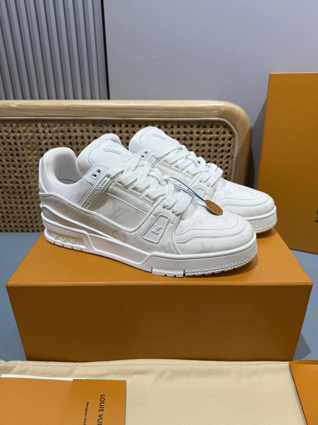 Louis Vuitton Trainer Sneaker Cream Monogram –  Replica Shoes & Rep Footwear TechFriendly 440