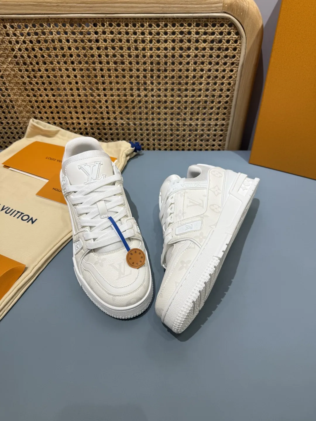 Louis Vuitton Trainer Sneaker Cream Monogram –  Replica Shoes & Rep Footwear TechFriendly 440