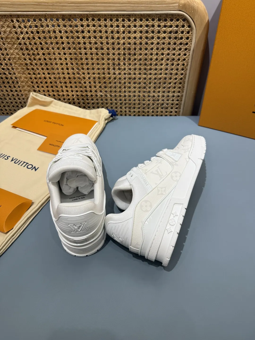 Louis Vuitton Trainer Sneaker Cream Monogram –  Replica Shoes & Rep Footwear TechFriendly 440