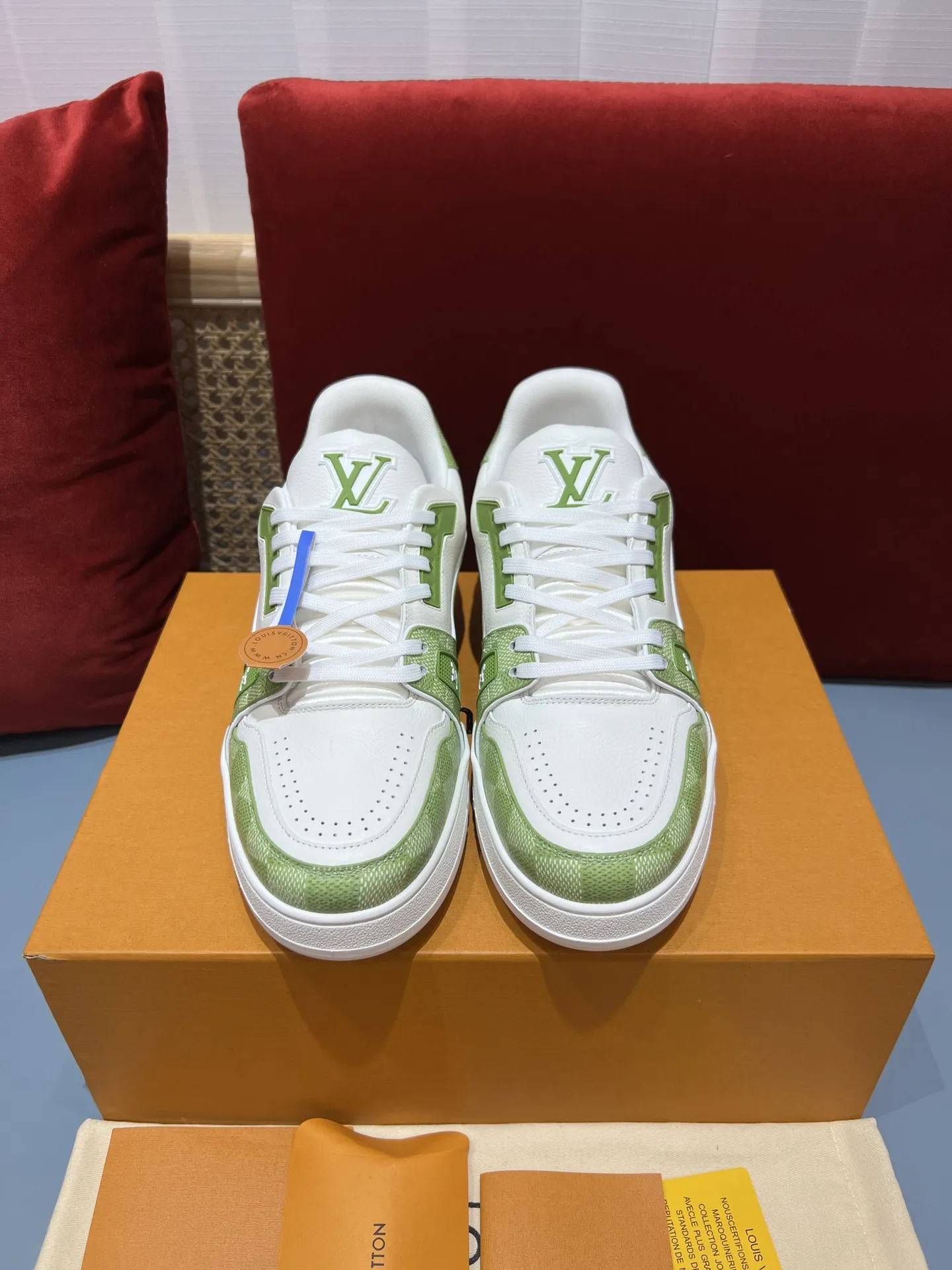 Thermal Louis Vuitton Trainer Sneaker Green White –  Replica Shoes & Rep Shoes 370