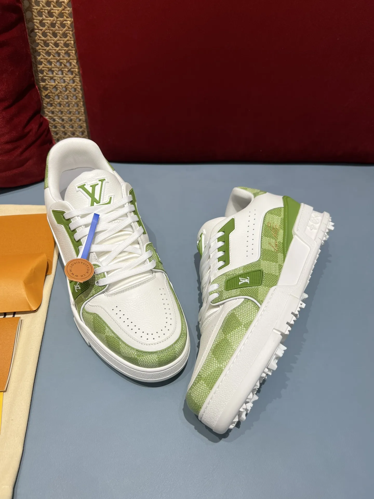 Thermal Louis Vuitton Trainer Sneaker Green White –  Replica Shoes & Rep Shoes 370