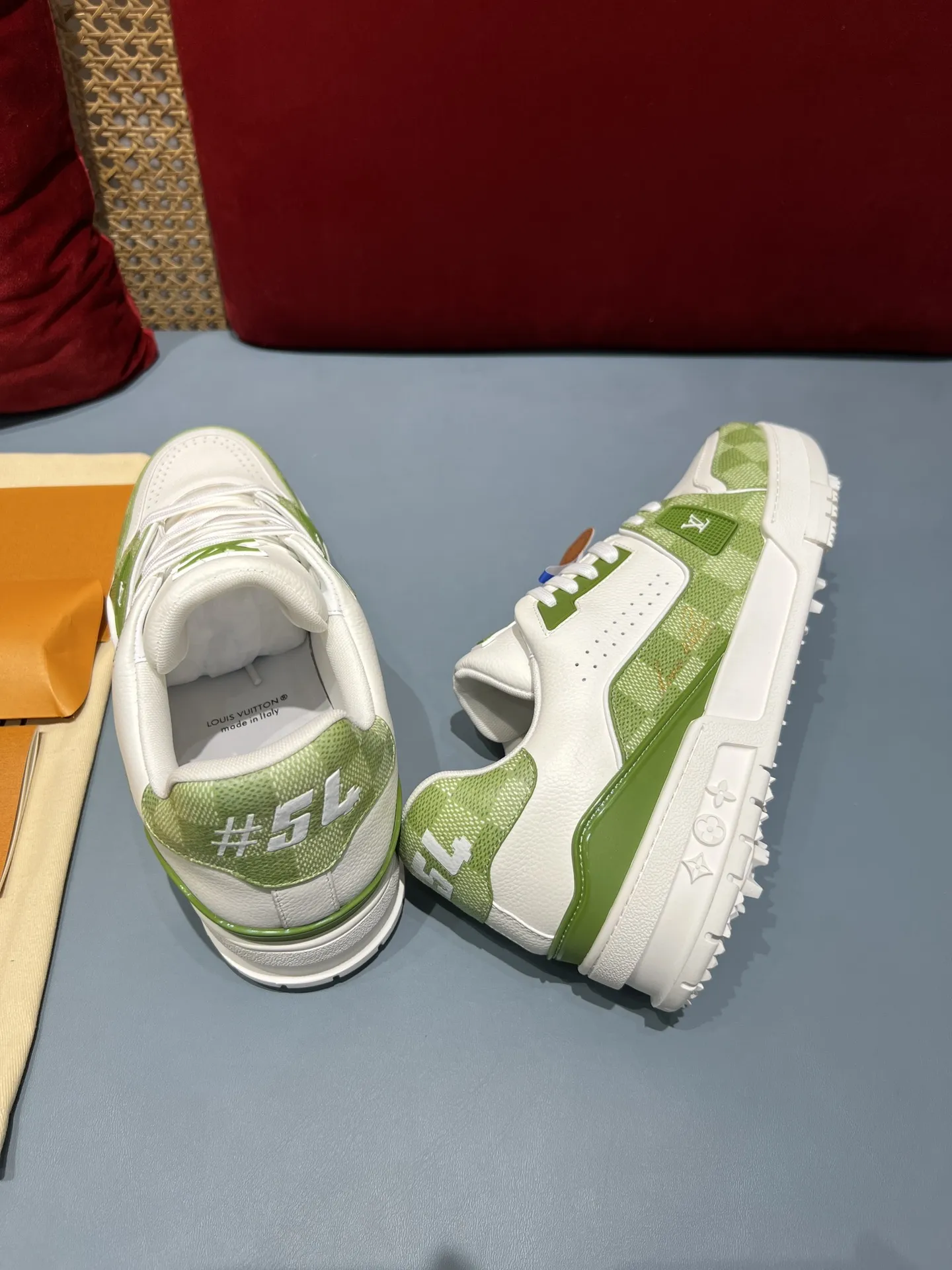 Thermal Louis Vuitton Trainer Sneaker Green White –  Replica Shoes & Rep Shoes 370