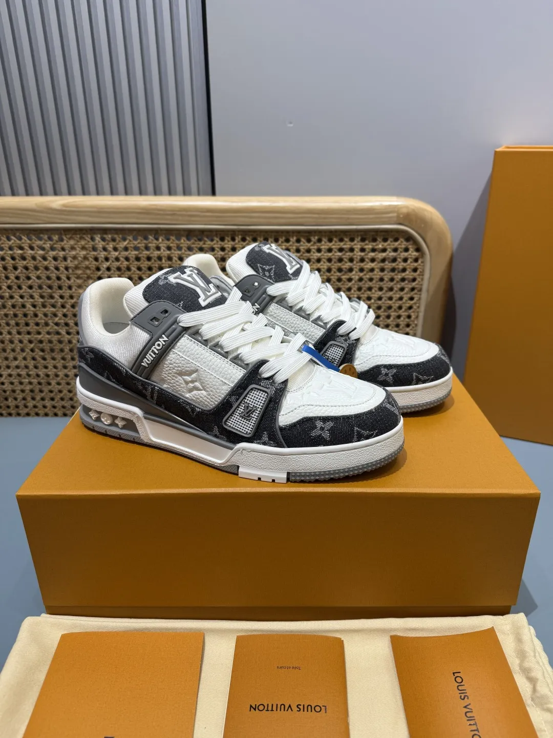 Louis Vuitton Trainer Sneaker Grey Denim –  Replica Shoes & Rep Footwear Stylish 399