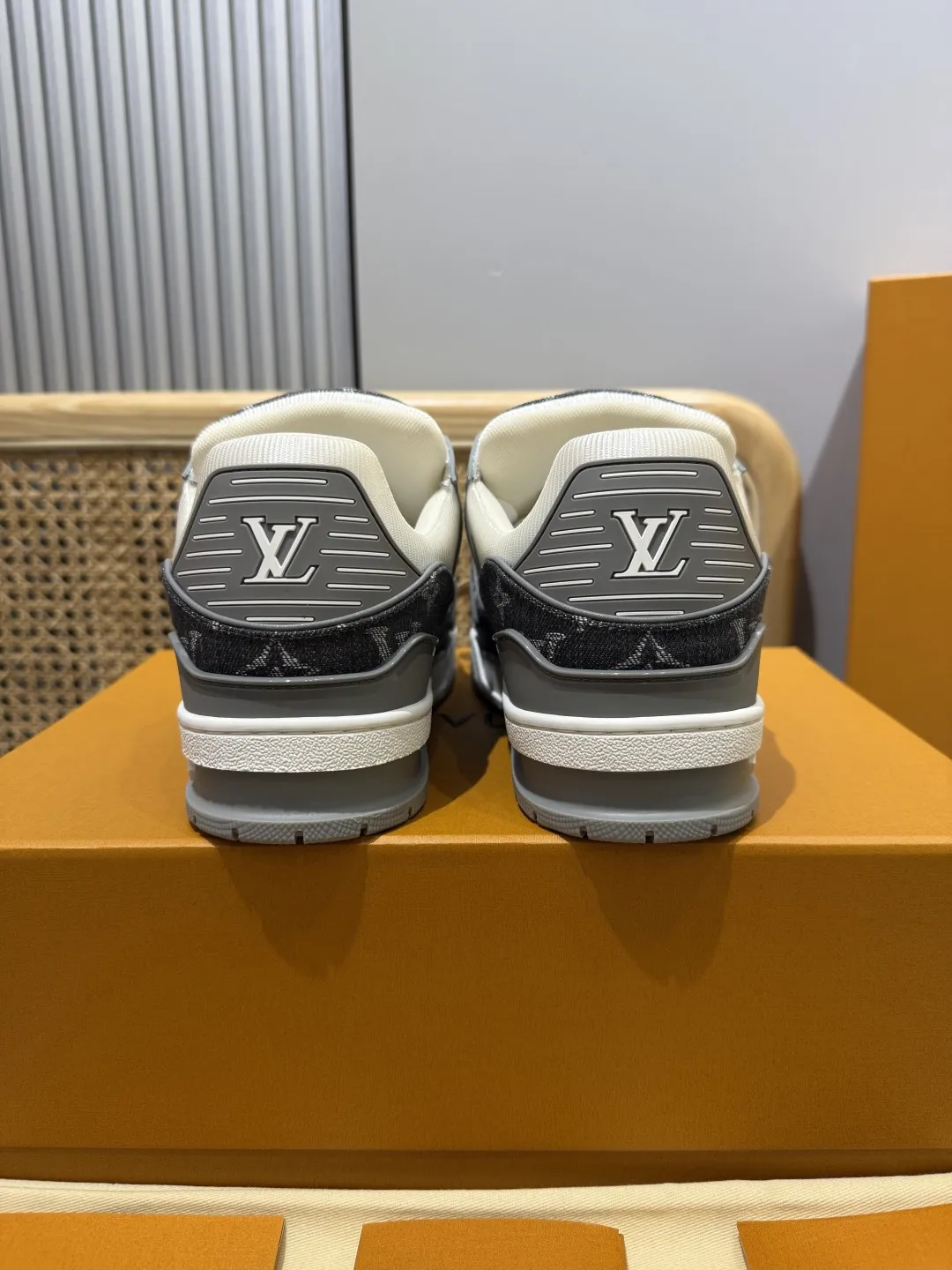 Louis Vuitton Trainer Sneaker Grey Denim –  Replica Shoes & Rep Footwear Stylish 399