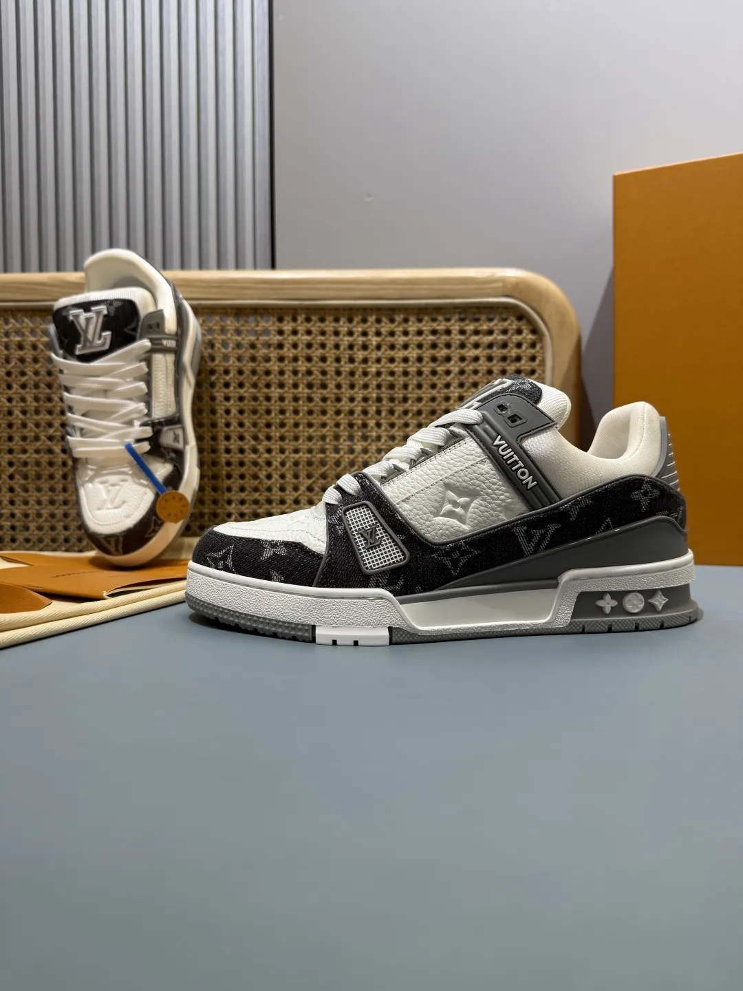 Louis Vuitton Trainer Sneaker Grey Denim –  Replica Shoes & Rep Footwear Stylish 399