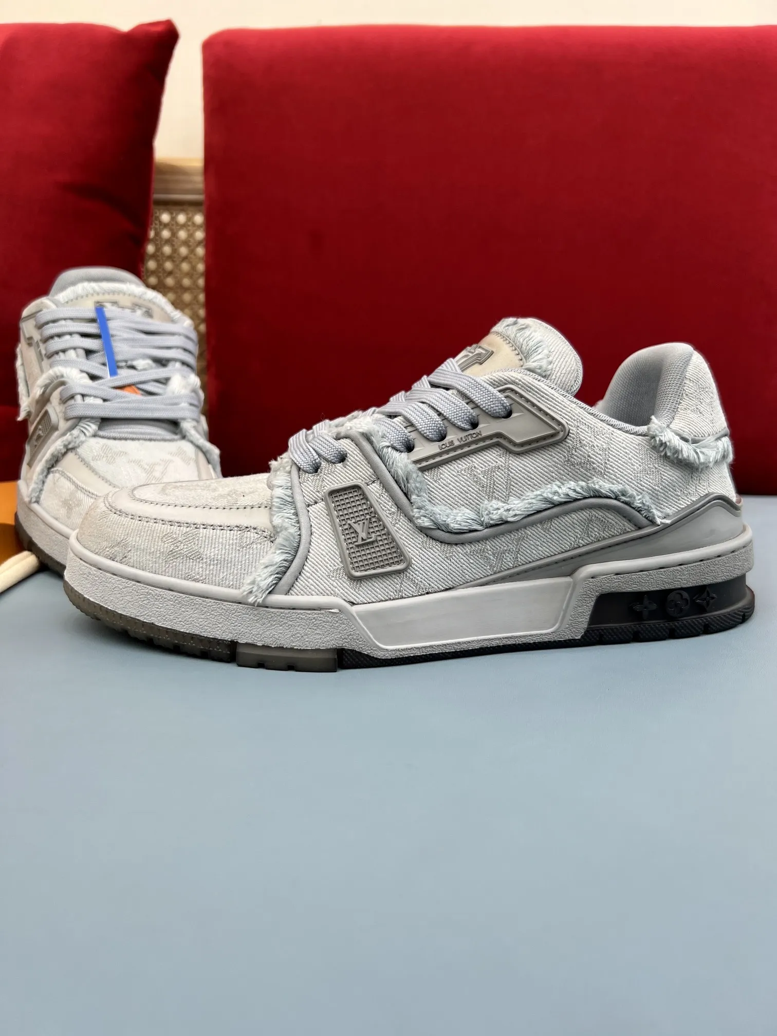 Louis Vuitton Trainer Sneaker Grey Denim –  Replica Shoes & Rep Shoes Upgraded 318