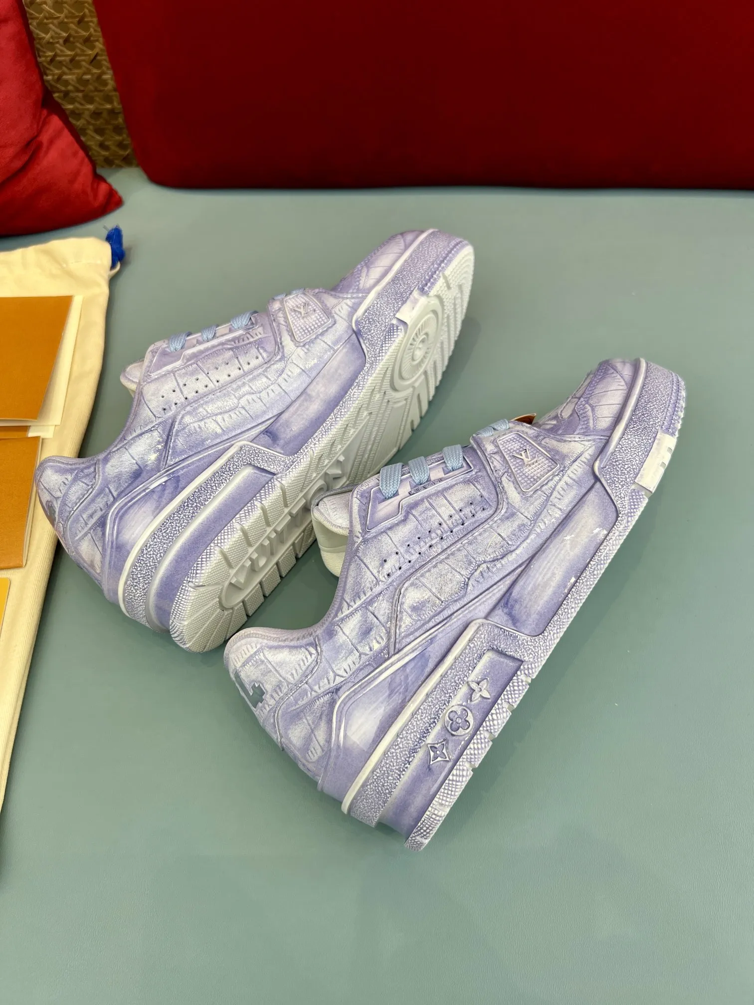 EasyCare Louis Vuitton Trainer Sneaker Light Blue Leather –  Replica Shoes & Rep Footwear 347
